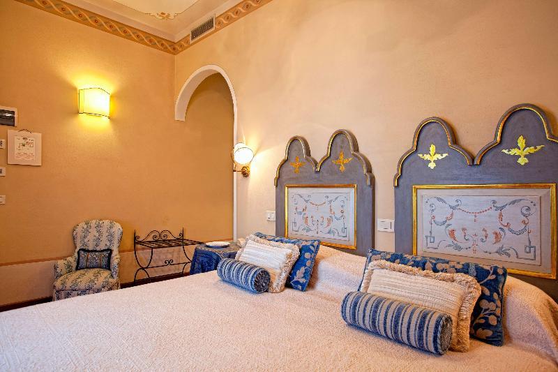 Marsili Hotel 4*