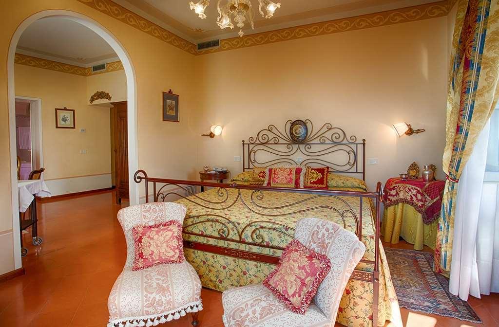 Marsili Hotel 4*